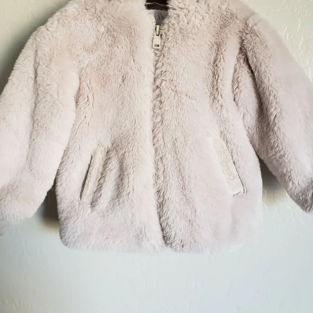 Zara Baby Cozy Soft Faux Fur Hooded Jacket Cream 18-24 Months Full Zip Pockets